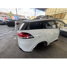 Renault Clio 4 Station vagon çıkmaz sağ arka Çamurluk