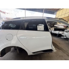 Renault Clio 4 Station  vagon çıkmaz sağ  arka kapı