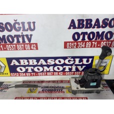 Renault Megane 2 otomatik vites kolu ve halatı8200105026 Renault Megane 2 otomatik vites kolu ve halatı8200105026