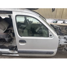 Renault kango çıkma sağ ön kapı Renault kango çıkma sağ ön kapı